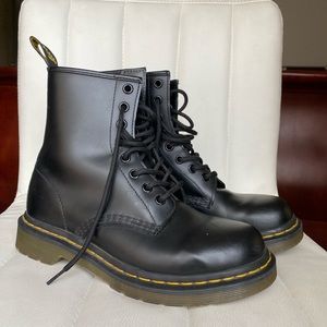 Black original Dr. Martens